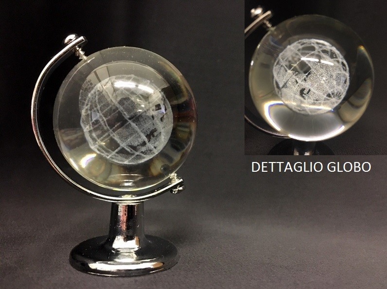 Globo vetro, interno inciso laser, con base metallo. H 6