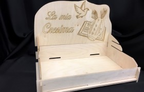 Vassoio legno incastro con incisione laser. CM 40x25
