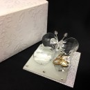 Farfalla cristallo su base vetro glitter e strass, con placca 50° e scatola. CM 6x6 H 3 MADE IN ITALY