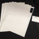 Set 150 bigliettini con foro. CM 6.7x5.4