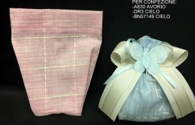 Sacchetto tessuto opaco con impuntura, rosa o azzurro. CM 10x13