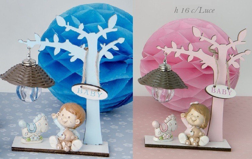 Albero in legno con luce e bimbo resina. H 16