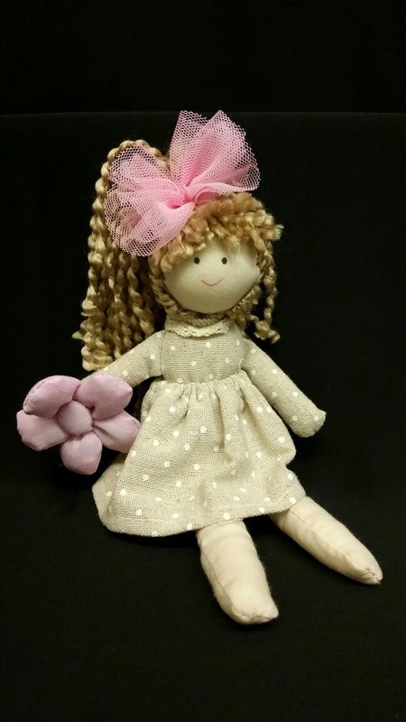 Bambola pezza con fiocco tulle. CM 22