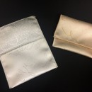 Bustina rasatello con decori lamè oro o argento. CM 11x8