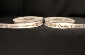 Nastro raso bianco con scritta "Prima comunione" o "Cresima". MM 10 MT 25