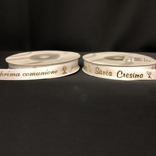 Nastro raso bianco con scritta "Prima comunione" o "Cresima". MM 10 MT 25