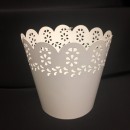Vaso metallo traforato bianco. Diam. 14 H 14