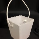 Vaso cartone fibra bianco con manico BASE CM.10X10 APERTURA :13.5X13.5  H CM.14.5