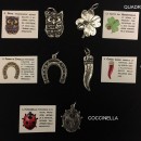 Ciondolo soggetti fortuna ottone con bagno argento. CM 4/5 MADE IN ITALY