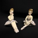Ballerina in resina seduta con decoro glitter. Ass.2 H 6