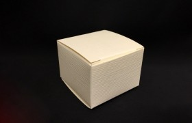 Scatola cartoncino astuccio  bianco seta CM 5x5 H 3