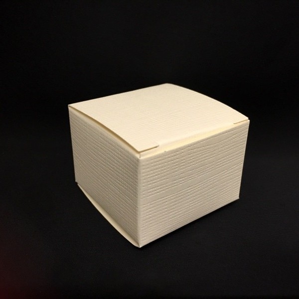 Scatola cartoncino astuccio  bianco seta CM 5x5 H 3