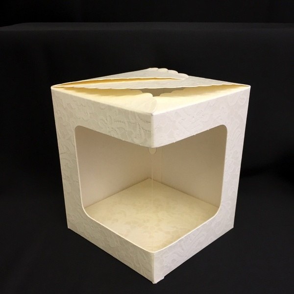 Scatola cartoncino macramè con finestra pvc CM 12x12 H 10