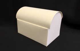 Scatola cartoncino forma bauletto CM 13x9 H 9.5