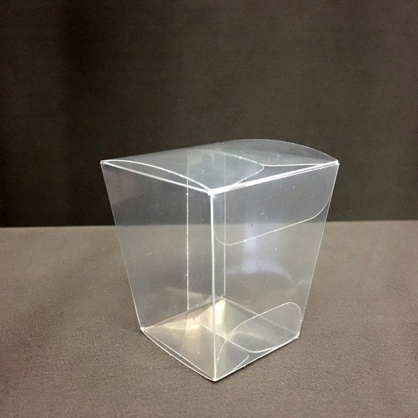 Scatola pvc trasparente. Base CM 3x3 - Apertura CM 4x4. H 4
