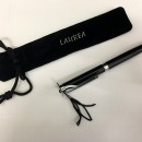 Penna biro nera con mini tocco e nappina CM 13. Bustina velluto compresa.