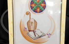Album da 20 pagine. CM 23x27. Scatola regalo con manico