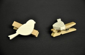 Mollettina legno con uccellino legno bianco. (Molletta CM 3.5 - Uccellino CM 4)