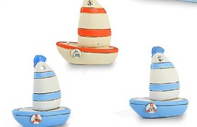 Barca a vela in resina. Ass 2 H 4