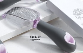Grattugia plastica e metallo CM 20 con scatola. LINEA EQUOSOLIDALE.