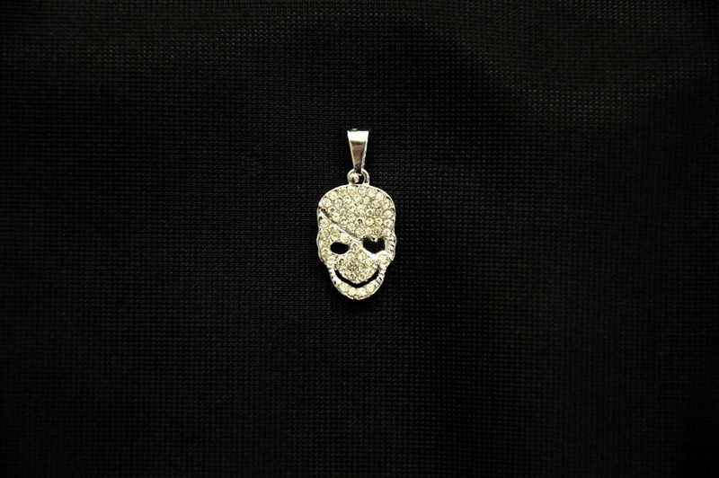 Ciondolo teschio metallo e strass CM 2.5