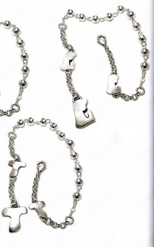 Decina da polso in ottone con bagno argento. CM 14 circa. MADE IN ITALY