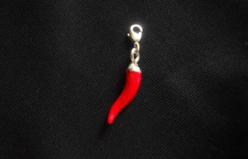 Ciondolo corno in ottone con bagno in argento CM 3 MADE IN ITALY