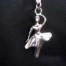 Ciondolo ballerina in ottone con bagno in argento CM 6