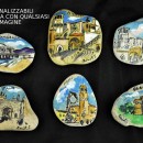 Sasso con calamita DIPINTO A MANO, PERSONALIZZABILE SU RICHIESTA.
