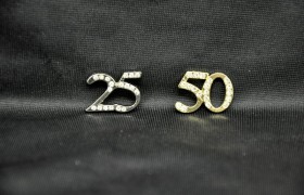 Applicazione metallo con strass 25° e 50°