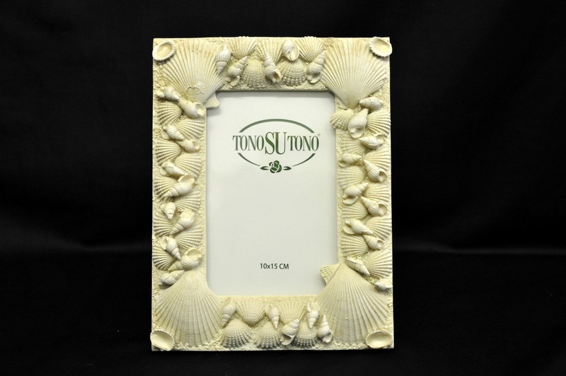 Cornice resina con conchiglie 10x15
