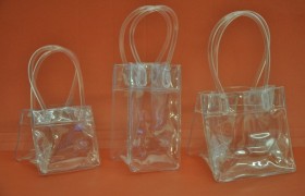 Borsetta PVC CM 5 x4.5 x 10, parte contenitiva, h15 comp. manici
