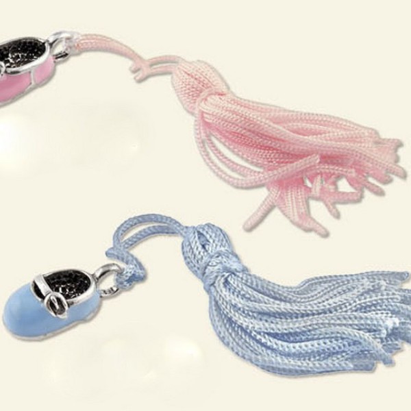 Scarpina di ottone con bagno argento con nappa per battesimi.MADE IN ITALY