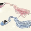 Scarpina di ottone con bagno argento con nappa per battesimi.MADE IN ITALY