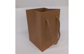 Shop avana con finestra. MIS 9X9 H 14CM
