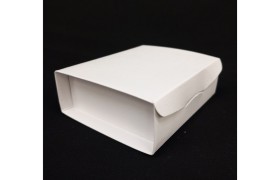 Scatola cartoncino con divisorio fibra bianca.MIS 10X10 H4CM