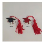 Tocco laurea rosso o nero in zama con nappa. CM 4
