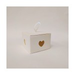 Scatola cartoncino con traforo cuore da appendere. CM 9x9 H 6.5