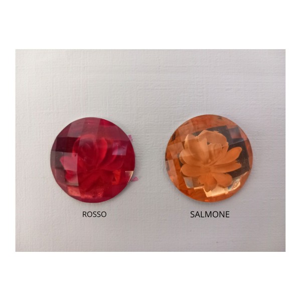 Applicazioni plastica con rosa rilievo effetto 3D. DIAM 3CM