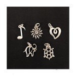 Ciondolo traforato in ottone con bagno argento. CM 3.5 circa MADE IN ITALY