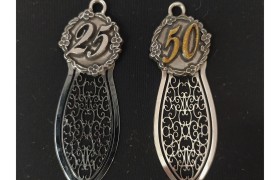 Segnalibro metallo e argento 25° e 50°glitter cm 7x2,5. MADE IN ITALY