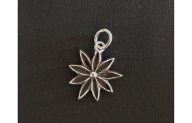 Ciondolo fiore in ottone con bagno in argento CM 2.5 MADE IN ITALY
