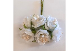 Mazzo 6PZ  fiore tessuto BIANCO  con pistilli. DIAM. 3.5 CM