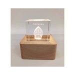 Cubo vetro CRESIMA su base legno e luce led Misura cubo 4x4cm base legno 6x6cm