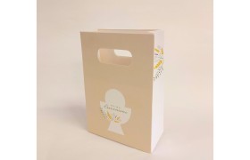 Shopper cartoncino con decoro comunione. CM 10x5 H 14.5