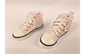 Scarpa da ginnastica salvadanaio in resina rosa ASS.2 CM14