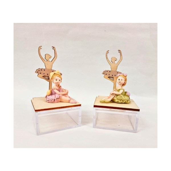 Ballerina resina con scatola plexi con dettagli legno. Ass 2. H 11